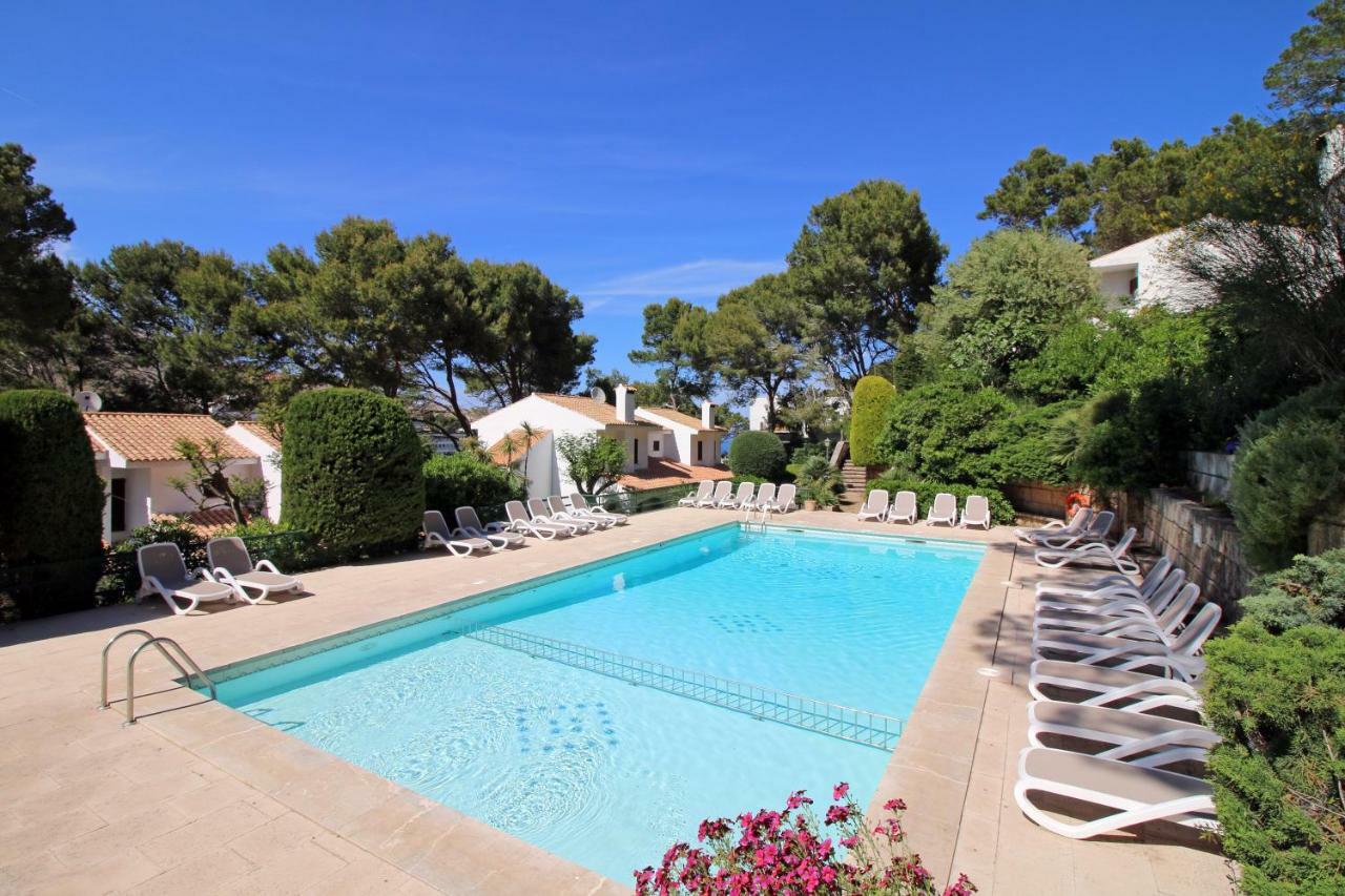 Gorgeous Renovated Cala Sant Vicenc Beach Villa Кала-Сан-Вісенте Екстер'єр фото