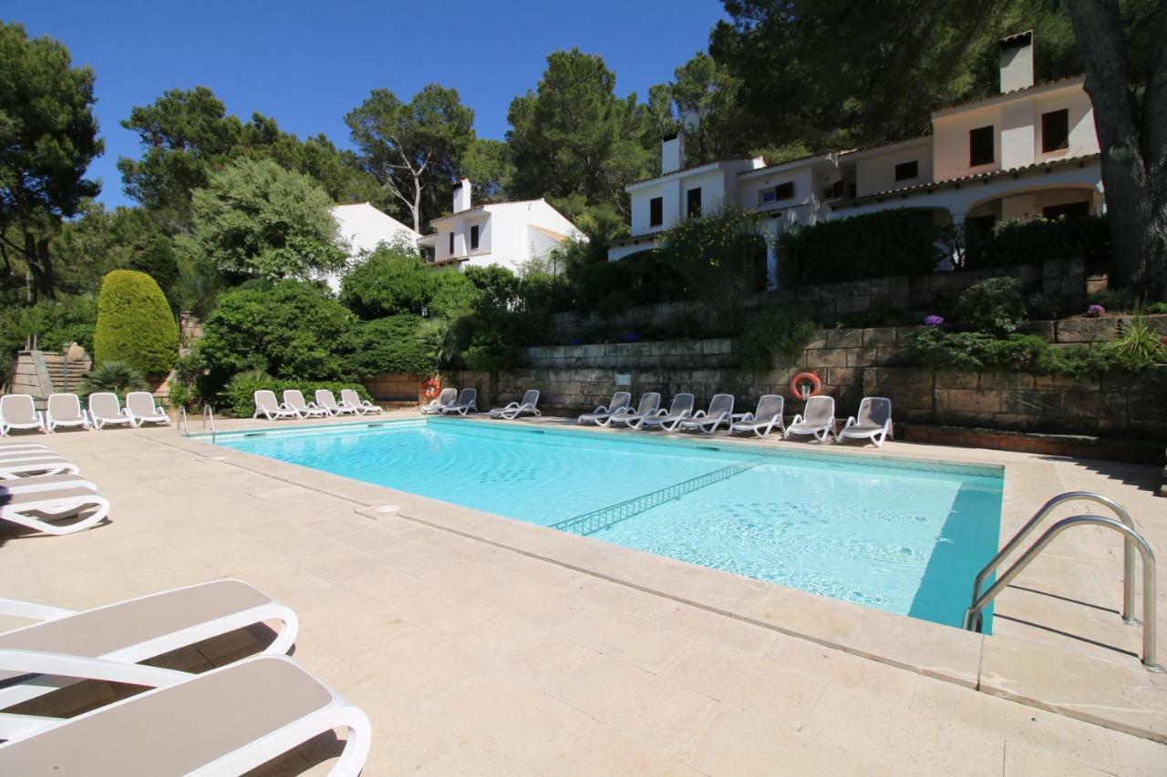 Gorgeous Renovated Cala Sant Vicenc Beach Villa Кала-Сан-Вісенте Екстер'єр фото