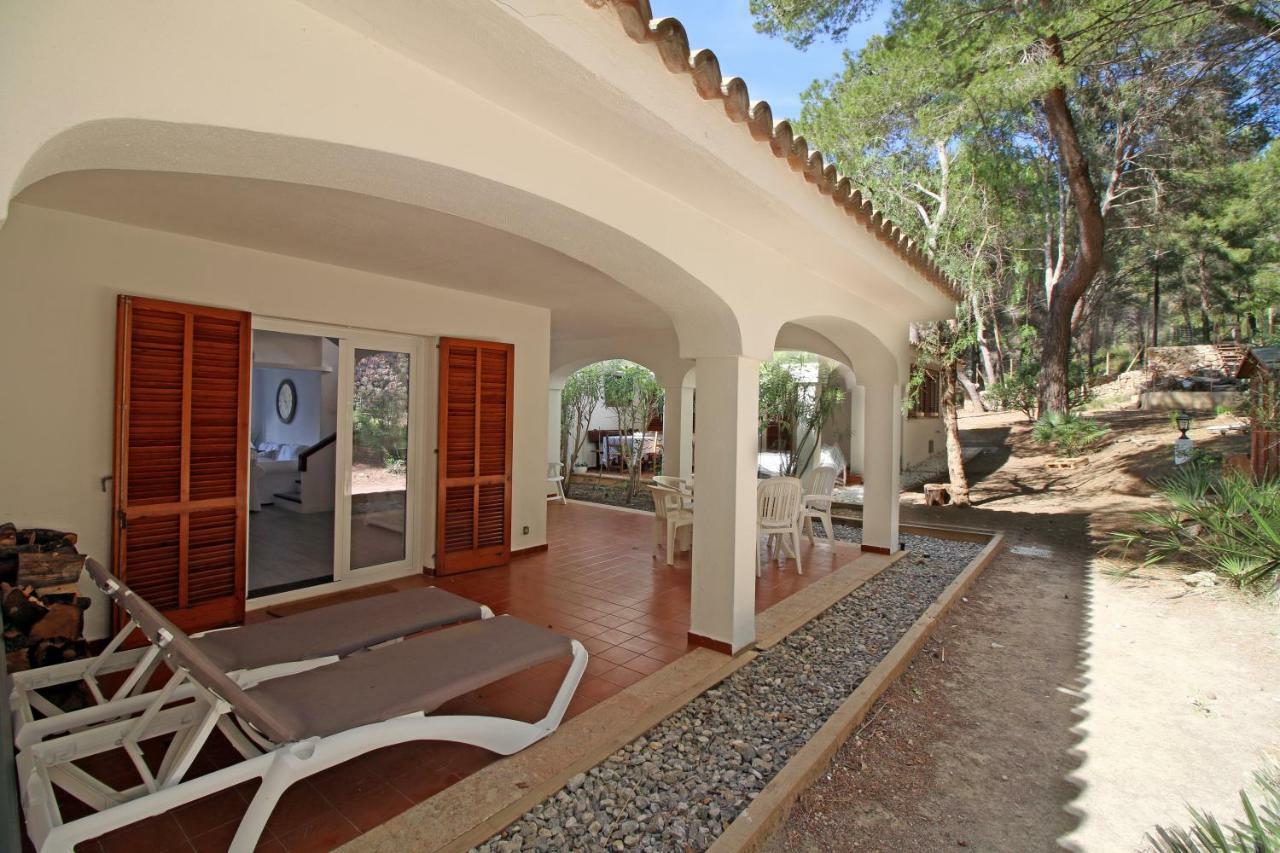 Gorgeous Renovated Cala Sant Vicenc Beach Villa Кала-Сан-Вісенте Екстер'єр фото